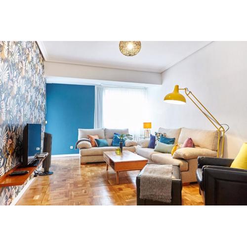 SALABERRIA APARTMENT with private garage