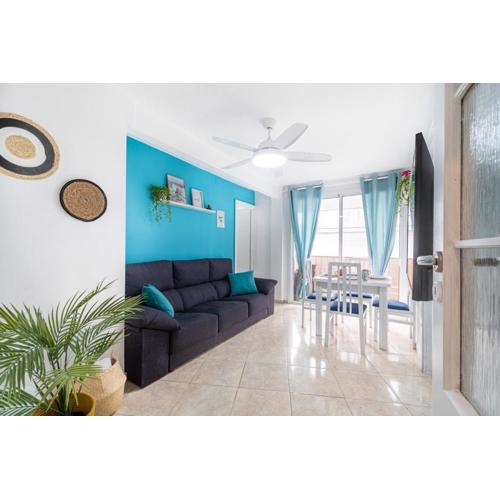 Salou -2HB-4pax -Beach-Sea View-AC-WiFi15