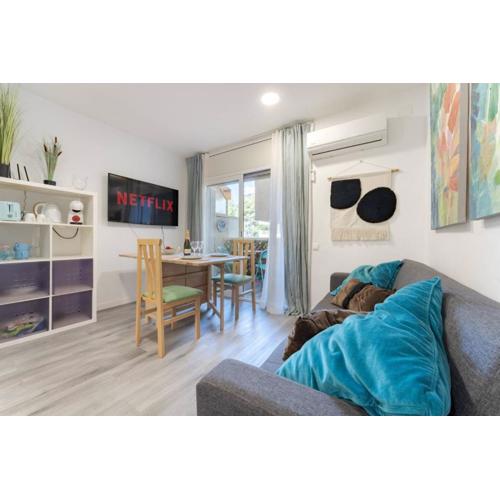 Salou (3pax) Charm Cozy Lovely AC WiFi