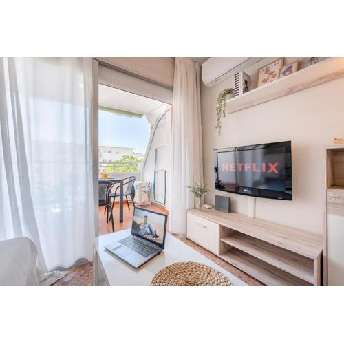Salou Beach - Pool & Free Parking with private Terrace