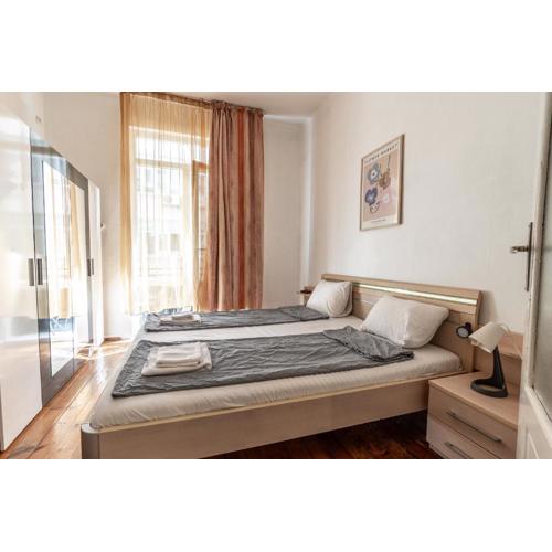 Salts Market 3BR Retreat
