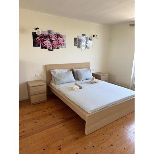Sam Apartment