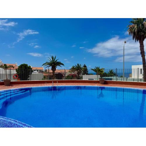 San Eugenio Charming Renovated Apartment Tenerife