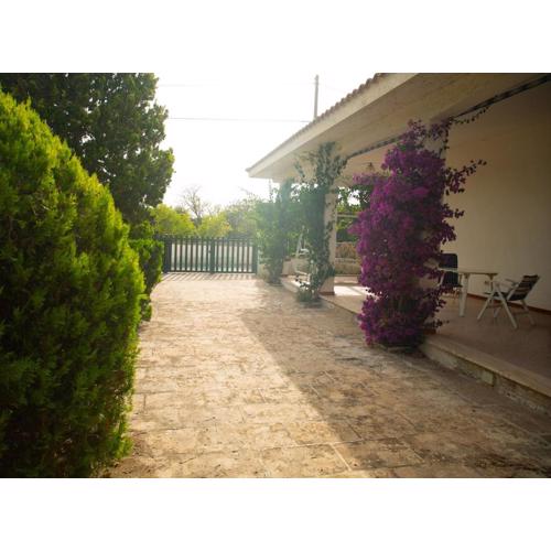 San Pietro in Bevagna Elegant Villa Ideal for Families