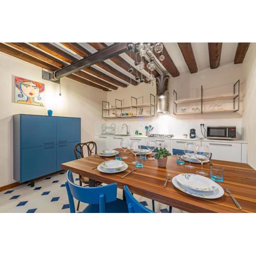 San Silvestro House