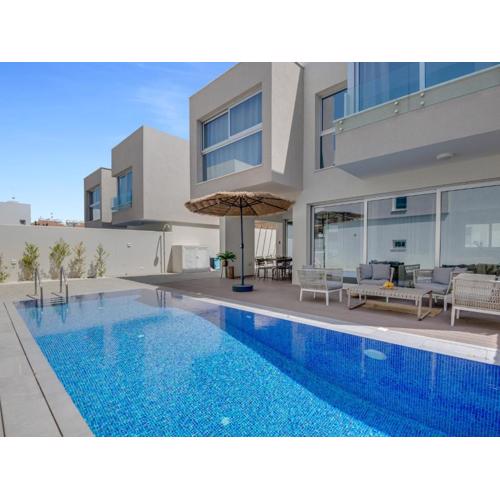 Sanders Mythical Blue Villas