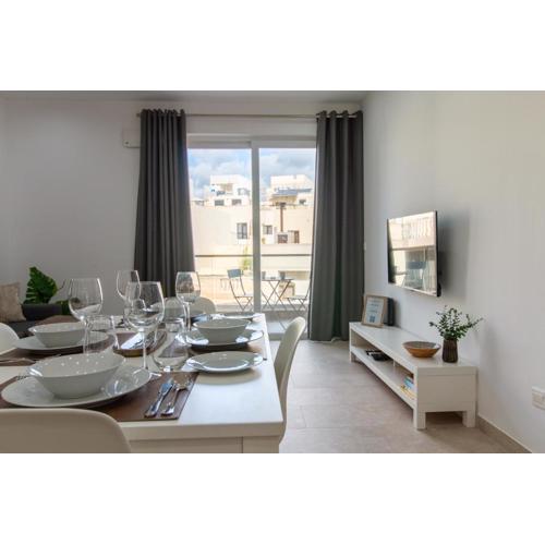 Sandstone Apartment 17