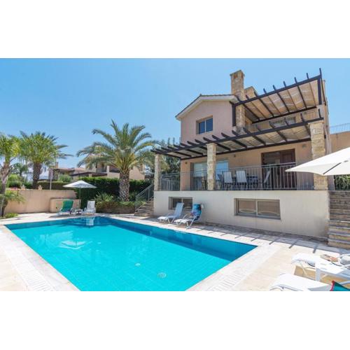 Sandy Beach Villas, Villa Michael No 7