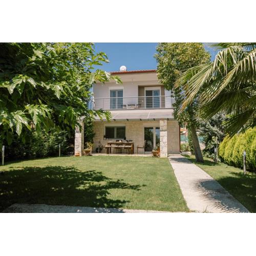 Sani Aquatic Villa with private garden