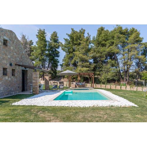 Sani Stone Ikos