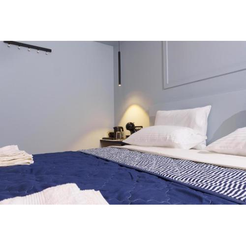 Sani Suite 7