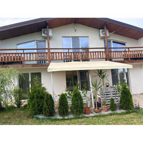 Sanny’s house
