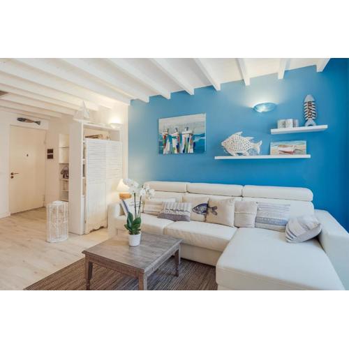 Sanremo Amazing Apartment with Private Parking