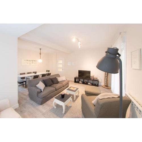 Santa Barbara Terrace - IB Apartments