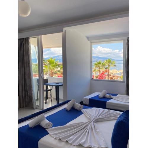 Santa Paola Apartments