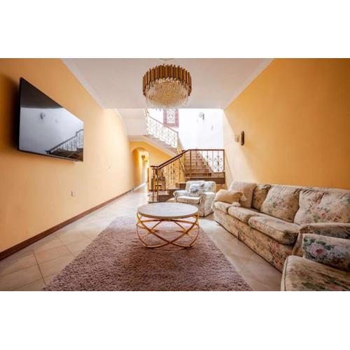 Santa Rita of Victoria majestic townhouse