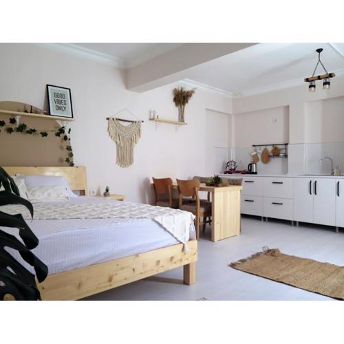 Santa Suites- Near Saint Nicholas Church