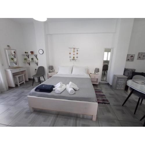 Santorini Sigala Studios 1