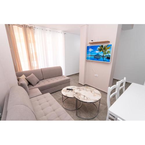 Saranda Apartment
