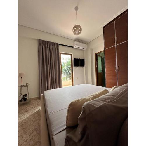 Saranda Seaside & Port Rooms-3 min from Port!