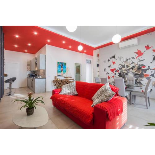 Sara’s SeaView Apartment