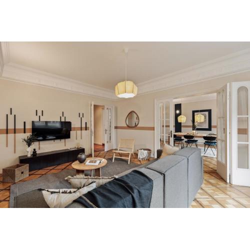 Sark - 3 bedrooms and balcony in Sant Gervasi