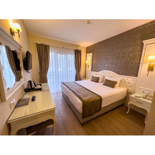 Sarnic Premier Hotel