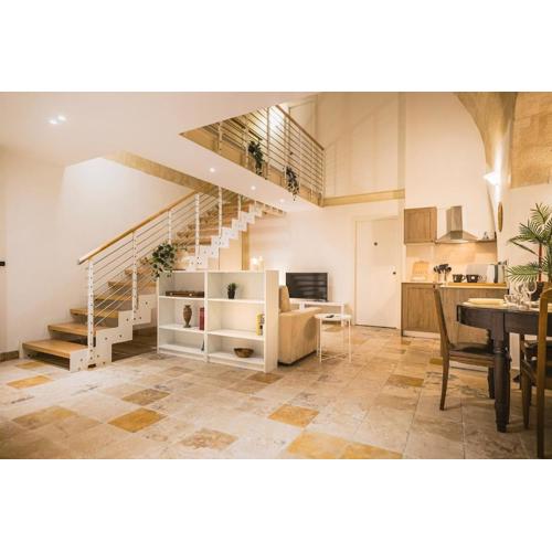 Sassi Suite - Elegant Historic Home