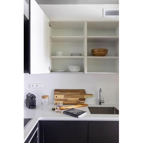 SAVANNAH - One Bedroom with a Private Office