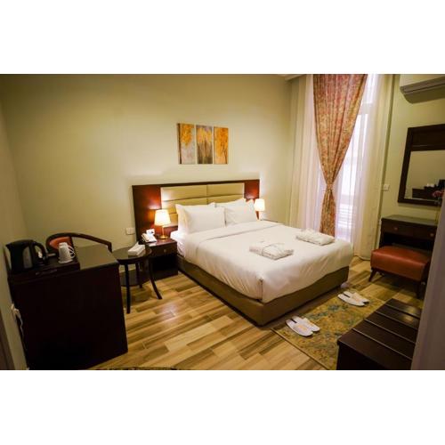Savoy Hotel ELMinya