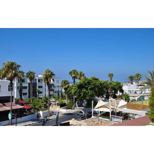 Savveli by the sea