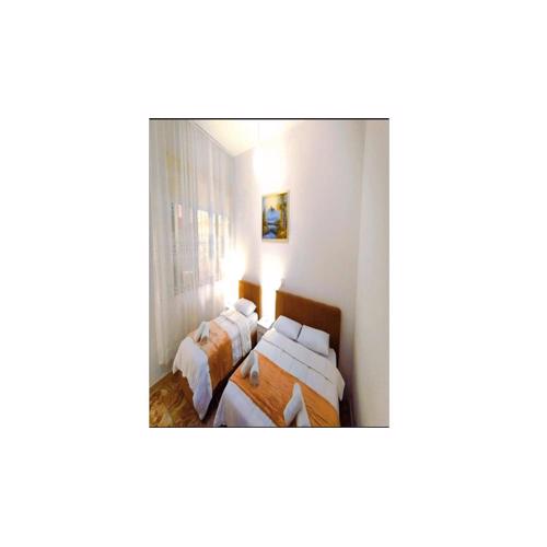 Sazan Apartment