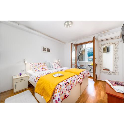 SB Apartment No 1