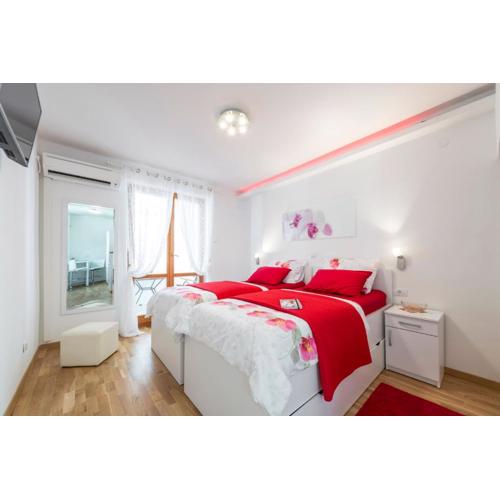 SB Apartment No 2