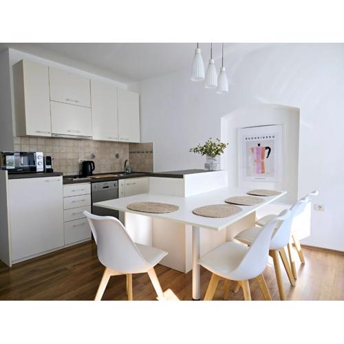 Scala 8 Apartment