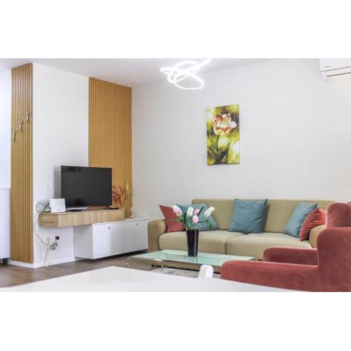 Scandi Charm two-bedroom apartment with front sea view