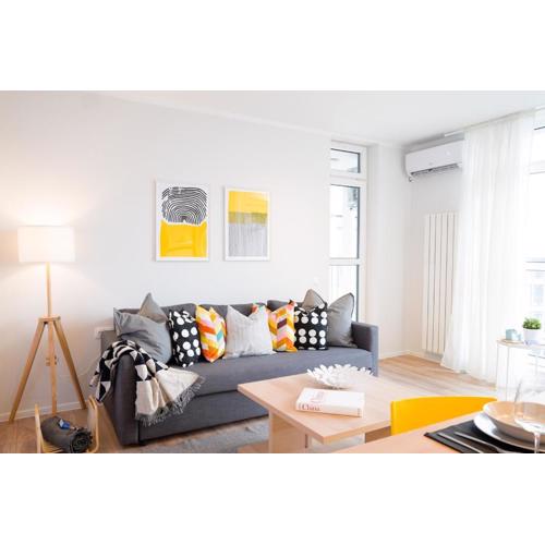 Scandinavian Airy APT in Business Area & Airport