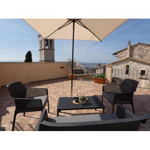 Scappo in Umbria, La casa di Eude
