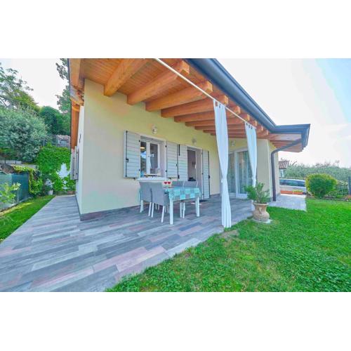 Schönes Ferienhaus Villetta Batik