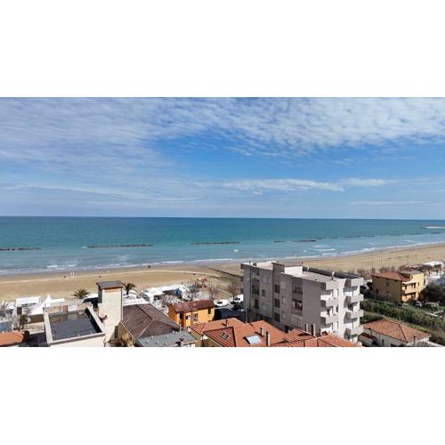 SE041 - Senigallia, quadrilocale accessoriato a 150mt dal mare