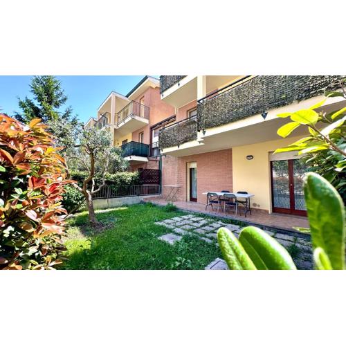 SE097 - Senigallia, bilocale con giardino