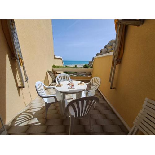 SE139 - Senigallia, monolocale con terrazzo al residence Piramidi