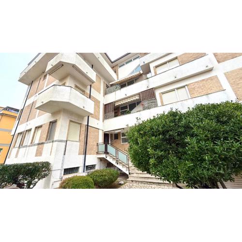 SE142 Senigallia, ampio trilocale vicino al mare