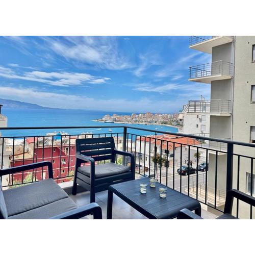 Sea and City view Apartment