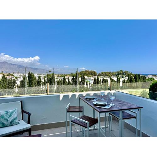 Sea and Mountain Views Penthouse in Guadalmina - EaW Homes