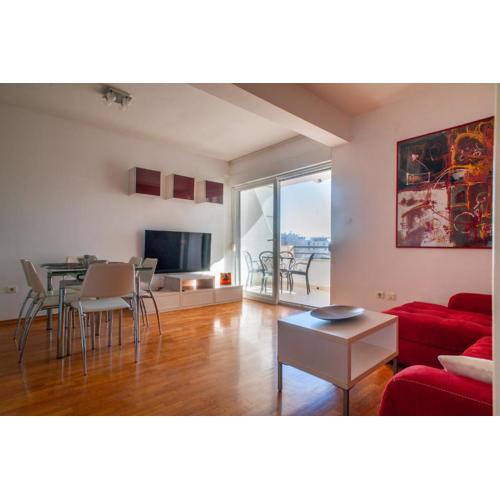 Sea apartment with free parking