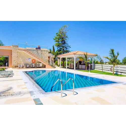 Sea Breeze Hideaway