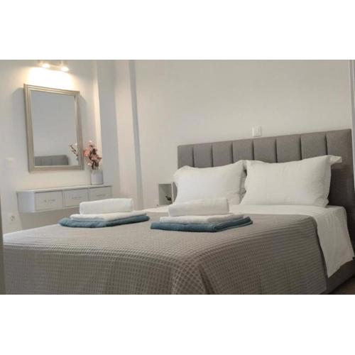 Sea-Cret Beachfront Apartment