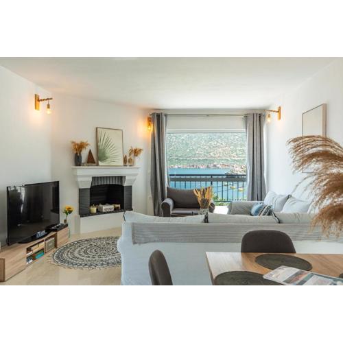 Sea-esta Beach House, By ThinkVilla