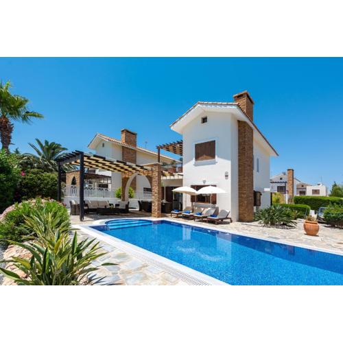 Sea Front Costa Blu by Ezoria Villas